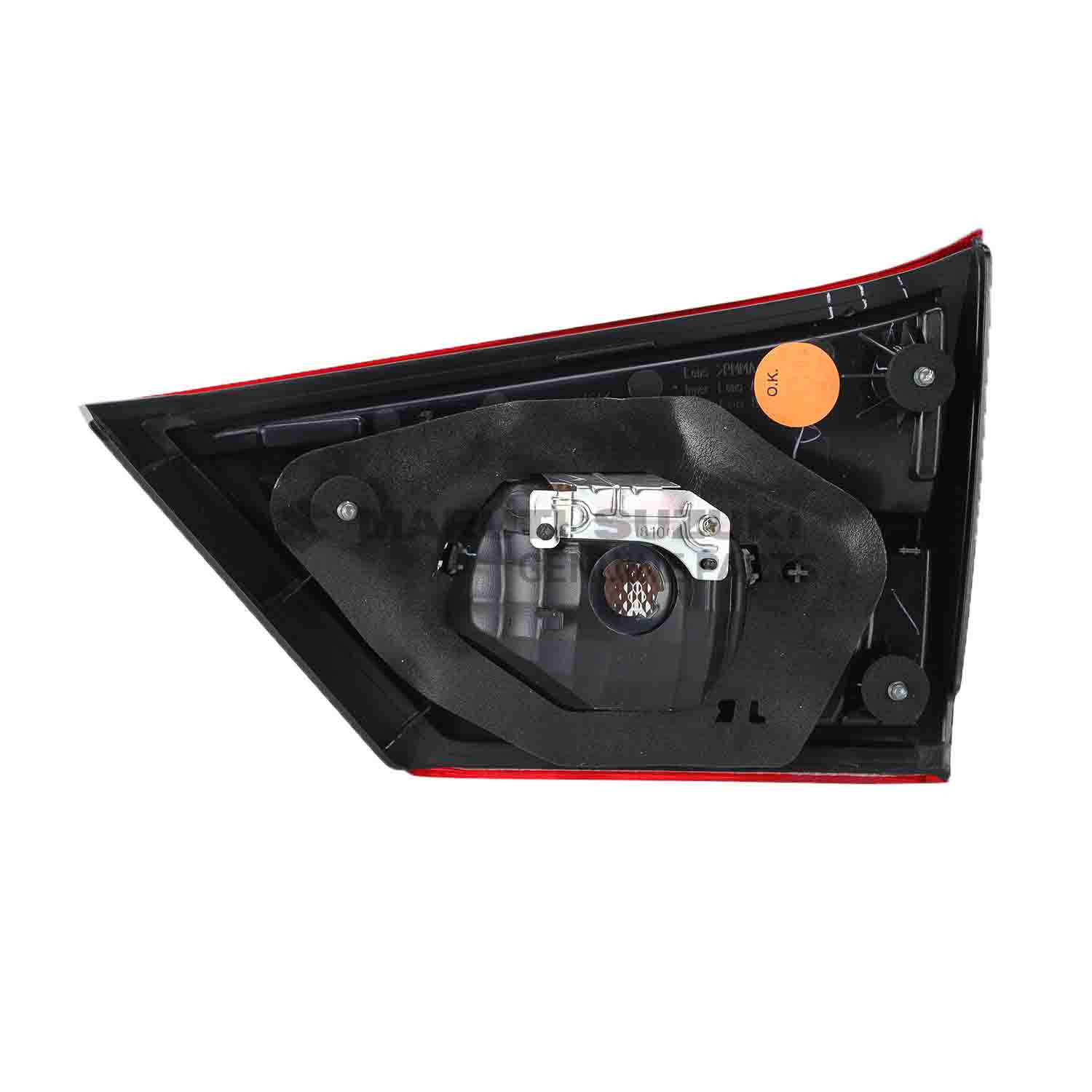 TAIL LAMP (RIGHT)