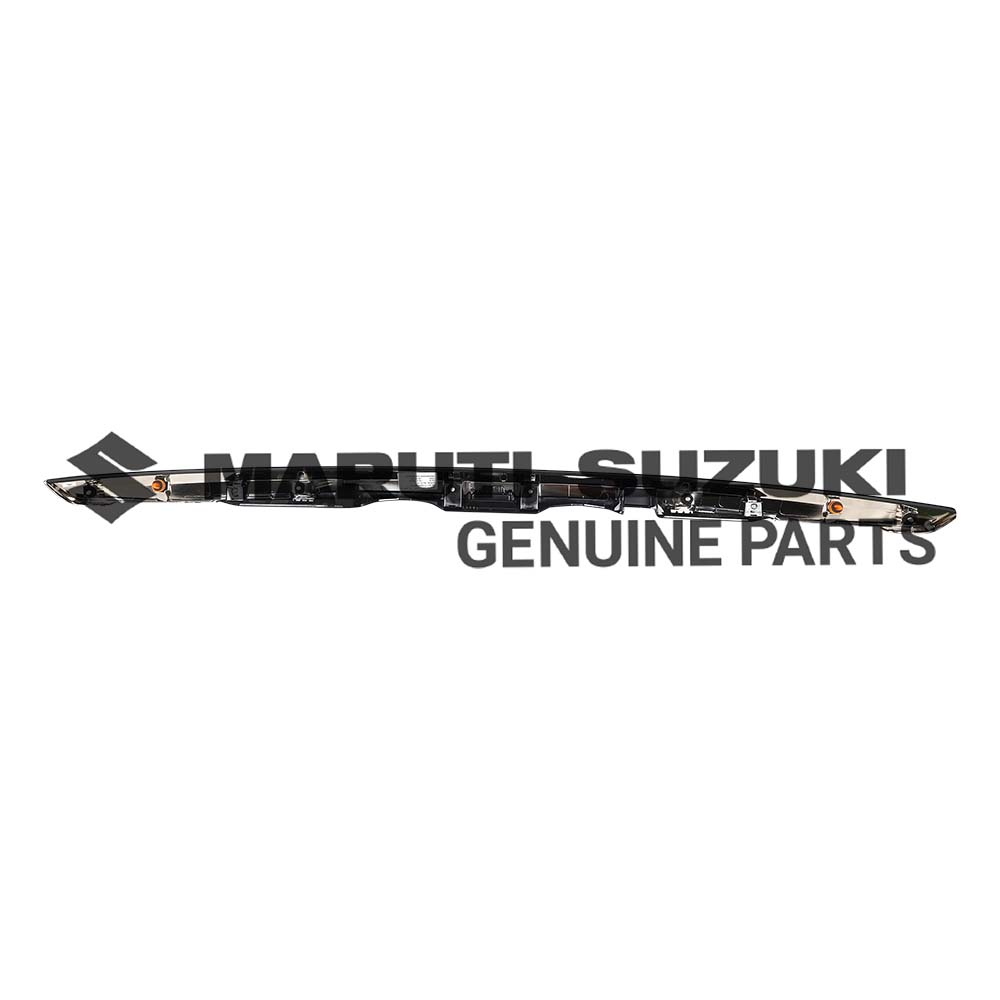 TRUNK LID GARNISH